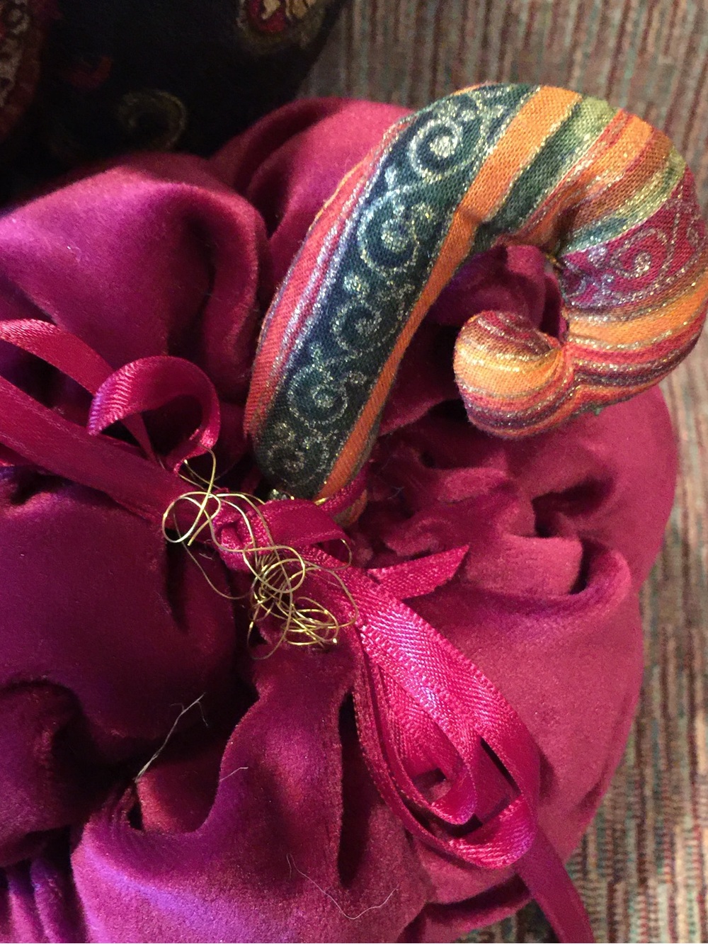 Velvet Decorative Pumpkin with Gold Ribbon - set